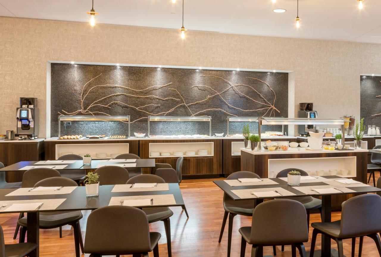 Ilunion Pio XII Hotell Madrid Eksteriør bilde