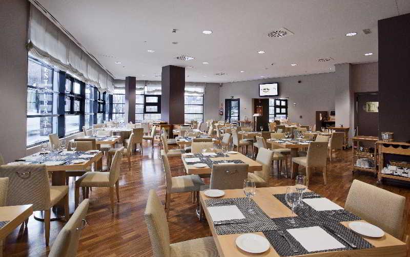Ilunion Pio XII Hotell Madrid Eksteriør bilde