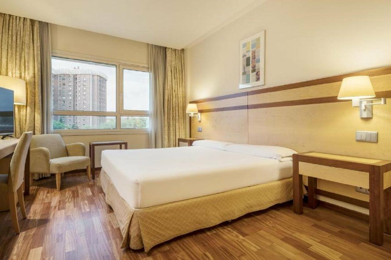 Ilunion Pio XII Hotell Madrid Eksteriør bilde