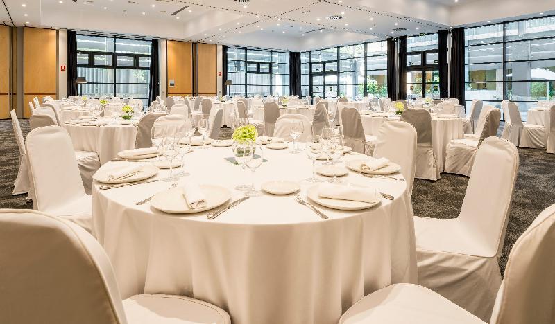 Ilunion Pio XII Hotell Madrid Eksteriør bilde