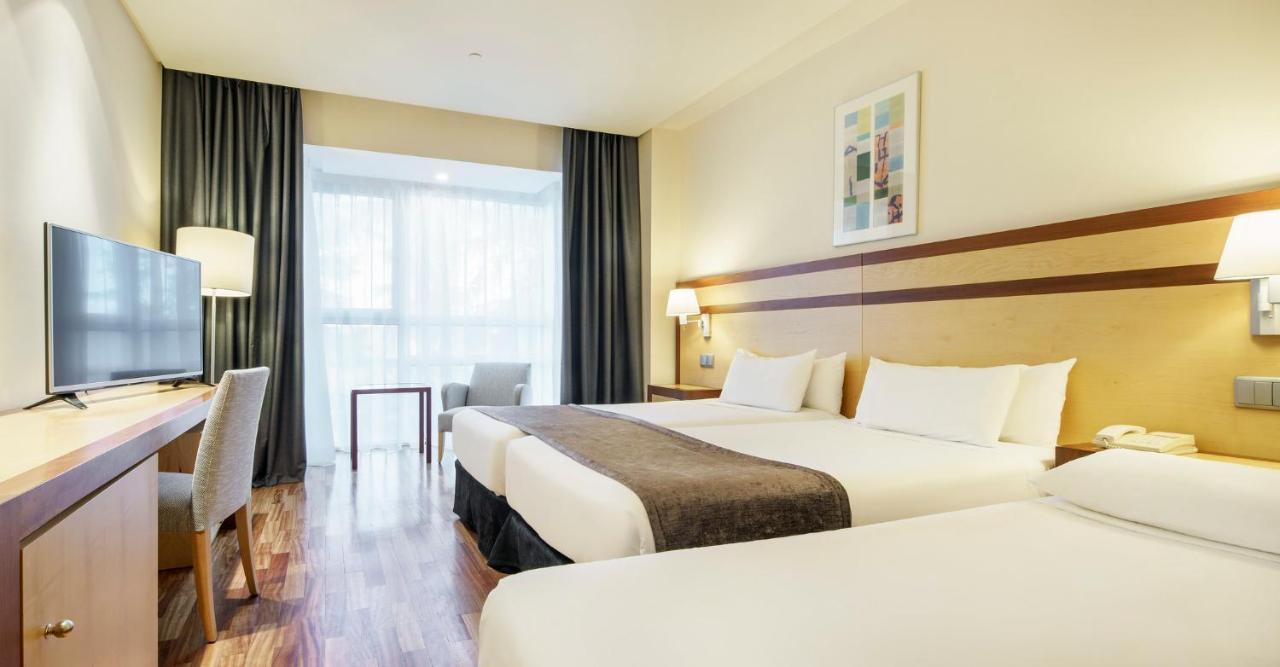 Ilunion Pio XII Hotell Madrid Rom bilde